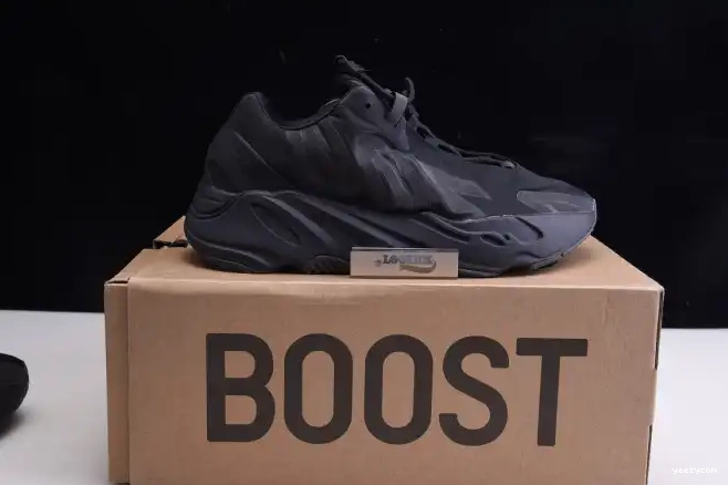 Black 700 Adidas Triple FV4440 MNVN Boost Yeezy 0519